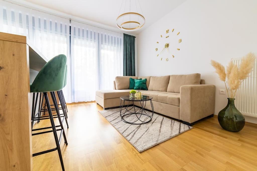 Apartment Lux Self Check-in Virovitica